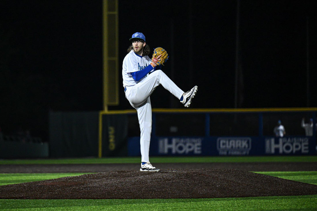 Chicago White Sox Purchase Contract of Legends LHP Kaleb Sophy